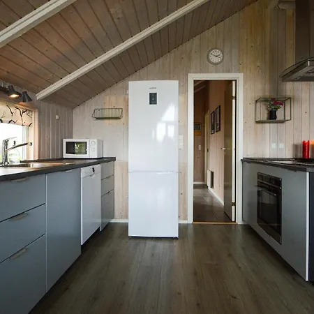 Four-bedroom In Hejls